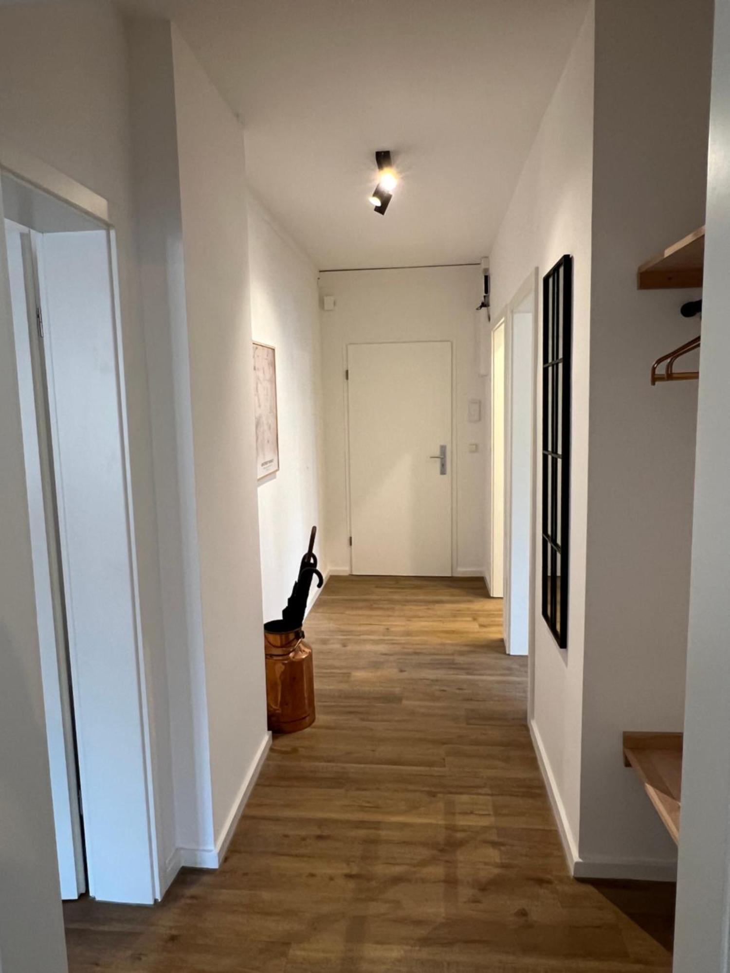 Business Apartment Kranich: 3 Zimmer, Top Infrastrukturlage Hh Langenhorn, Naehe Airport ฮัมบูร์ก ภายนอก รูปภาพ