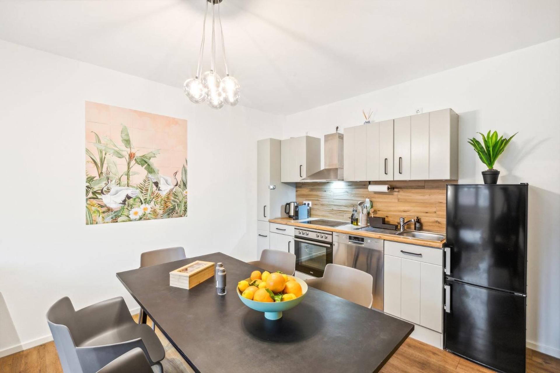 Business Apartment Kranich: 3 Zimmer, Top Infrastrukturlage Hh Langenhorn, Naehe Airport ฮัมบูร์ก ภายนอก รูปภาพ